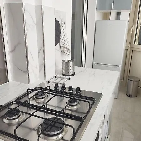 Mare Luna Apartment Bari
